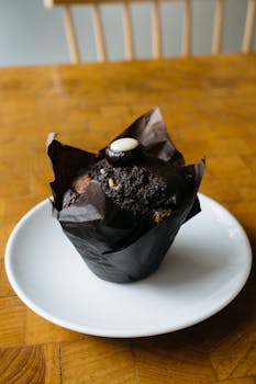 pexels-monetary-finance-993382